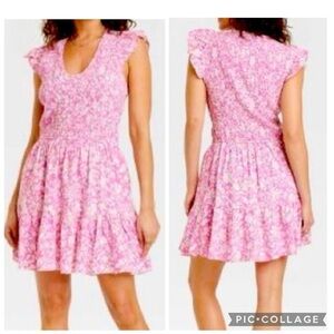 Universal Thread pink and white floral ruffle short sleeve smocked mini dress L